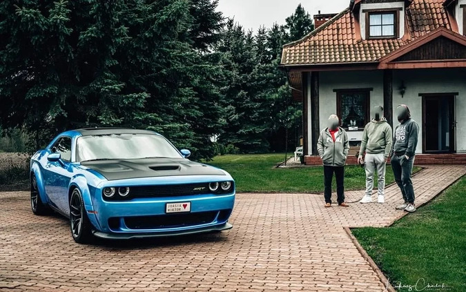 Dodge Challenger cena 229900 przebieg: 129000, rok produkcji 2016 z Oświęcim małe 154